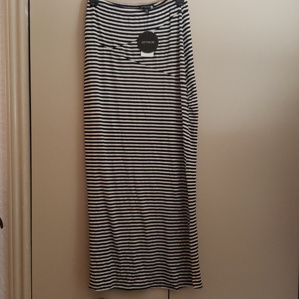 NWT Cotton On maxi skirt